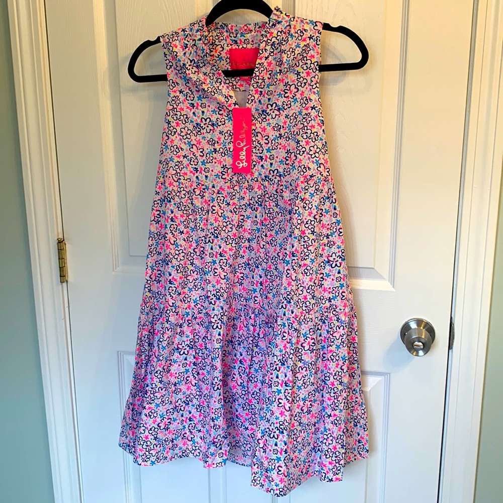 Adorable Lilly Pulitzer dress size xxs. Brand new with tags, has pockets!
